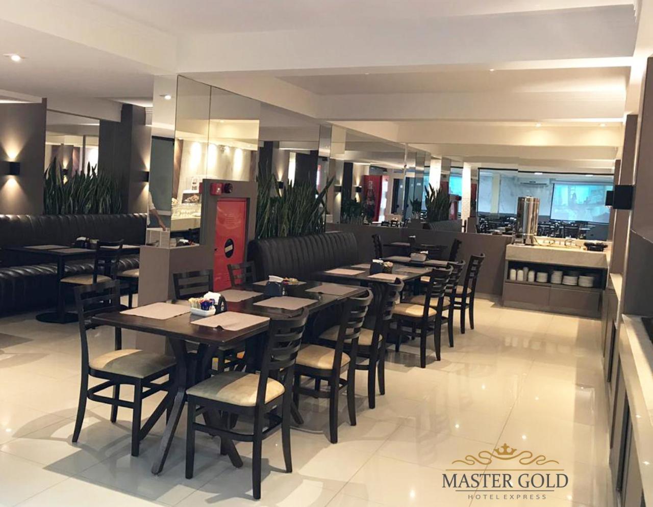 Master Gold Hotel Express Cascavel  Exterior photo